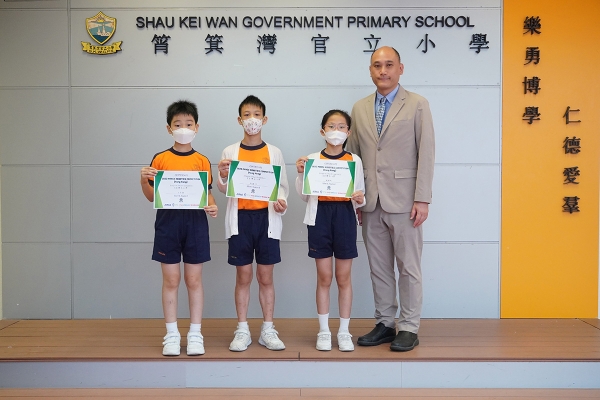5A呂彥樹、5A張健沛、5A陳煜欣榮獲「Inspire Smart Logistic」優異獎。